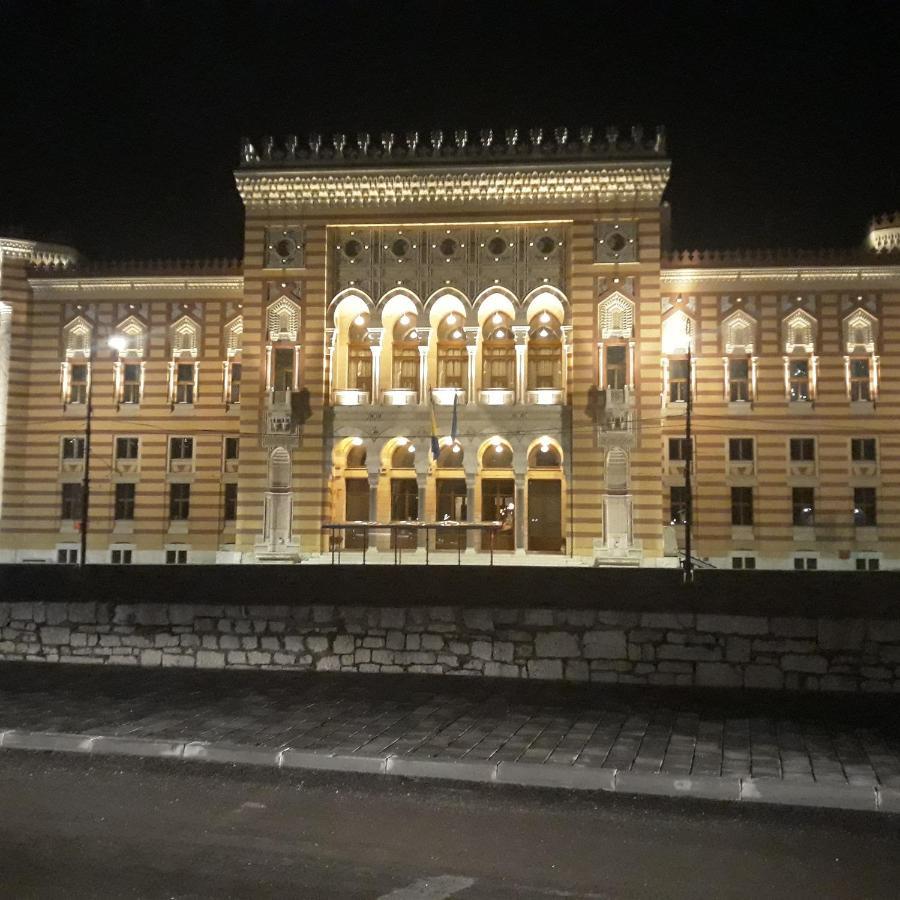 Lovely Apartment In Old Town 400M From City Center Sebilj Sarajewo Zewnętrze zdjęcie